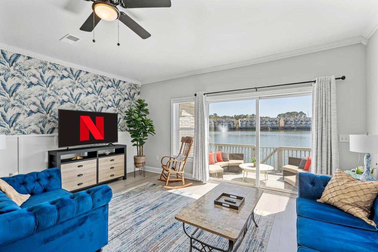☆Live On The Water! Lake Palmetto Palm W/ Patio - 10Min To Downtown & Beaches☆ 찰스턴 외부 사진