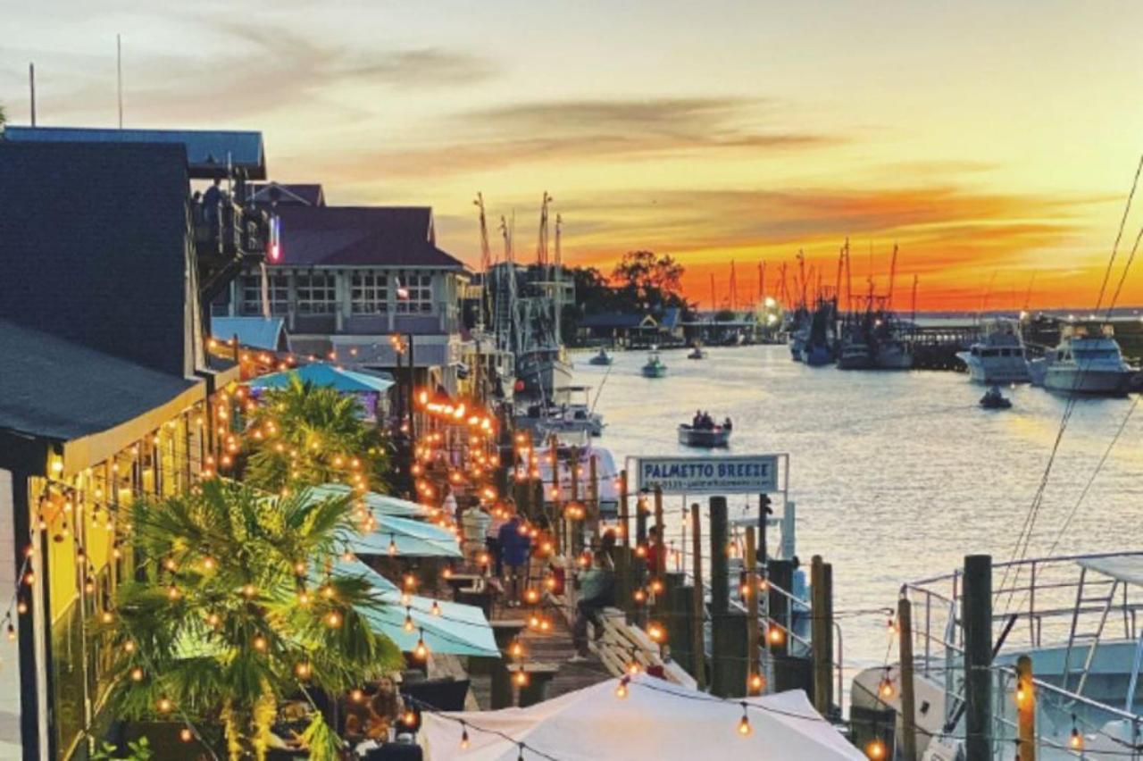 ☆Live On The Water! Lake Palmetto Palm W/ Patio - 10Min To Downtown & Beaches☆ 찰스턴 외부 사진