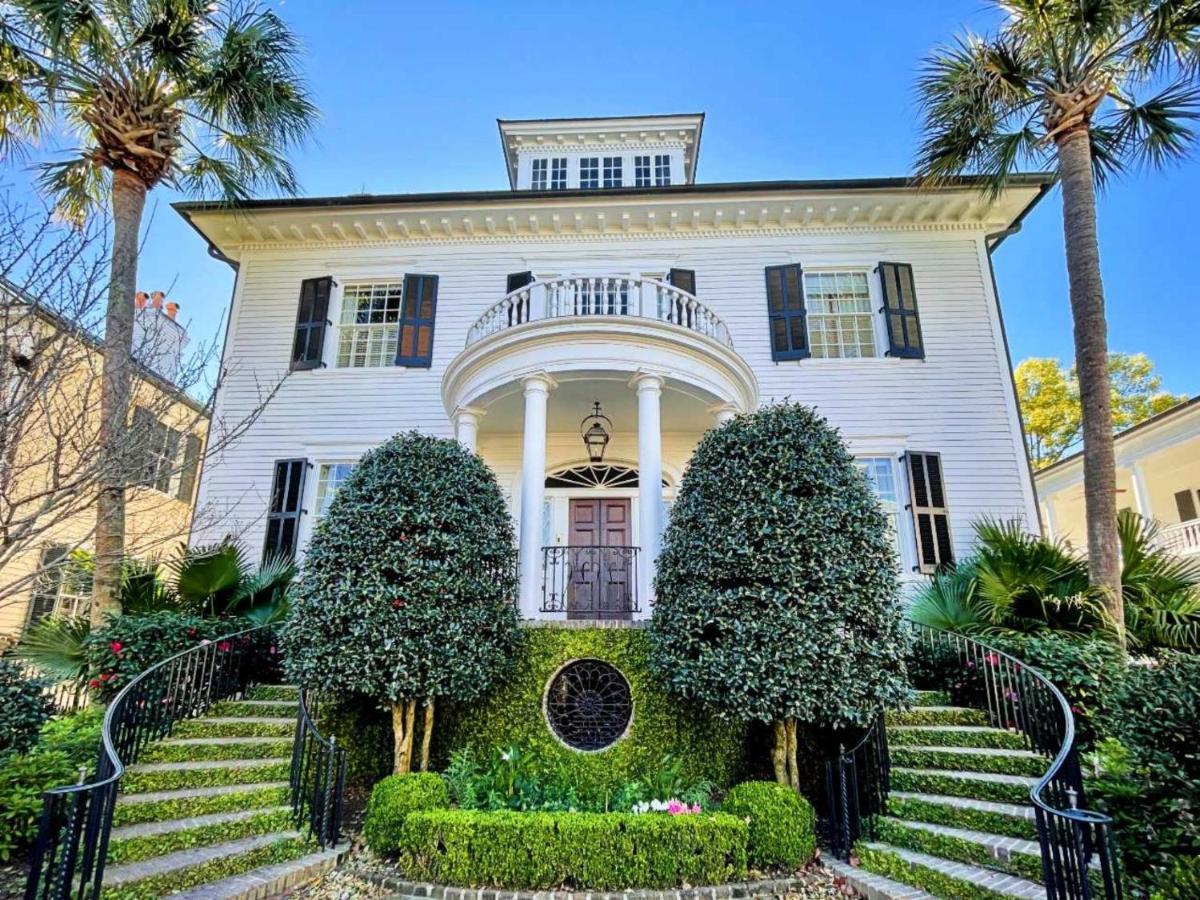 ☆Live On The Water! Lake Palmetto Palm W/ Patio - 10Min To Downtown & Beaches☆ 찰스턴 외부 사진