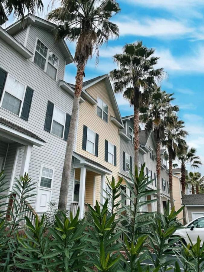 ☆Live On The Water! Lake Palmetto Palm W/ Patio - 10Min To Downtown & Beaches☆ 찰스턴 외부 사진